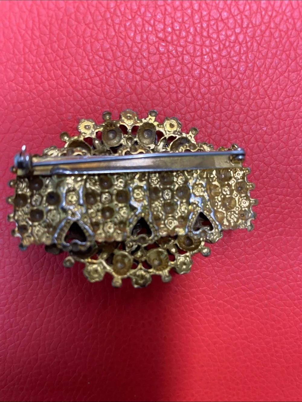 N/A elegant gold